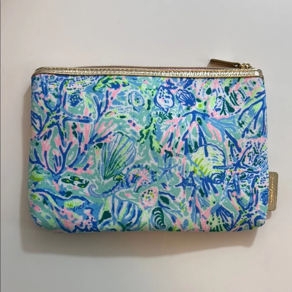 Lilly Pulitzer Blue and Pink‎ Padded Pouch